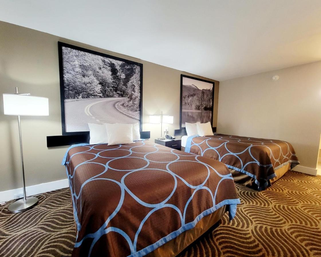 Hotel Super 8 By Wyndham Marion Nc Esterno foto
