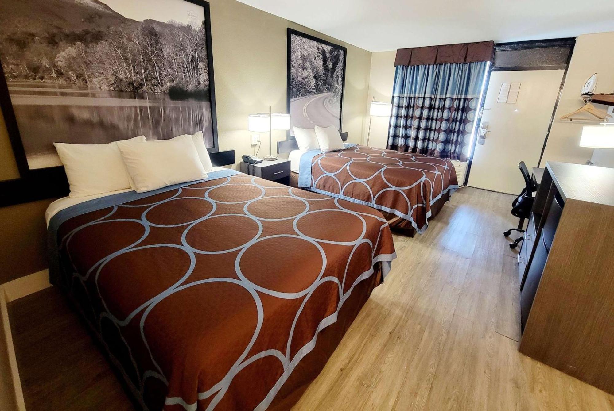 Hotel Super 8 By Wyndham Marion Nc Esterno foto